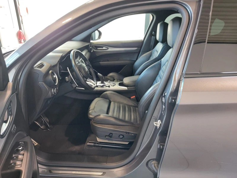 Alfa Romeo Stelvio 2.0/280HP/TURBO-16V/VELOCE/Q4/NAVI/CAM/290vpr, снимка 10 - Автомобили и джипове - 50008984