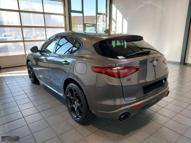 Alfa Romeo Stelvio 2.0/280HP/TURBO-16V/VELOCE/Q4/NAVI/CAM/290vpr, снимка 3 - Автомобили и джипове - 50008984
