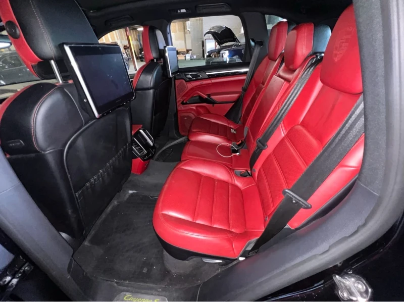 Porsche Cayenne S hybrid , снимка 9 - Автомобили и джипове - 50671567