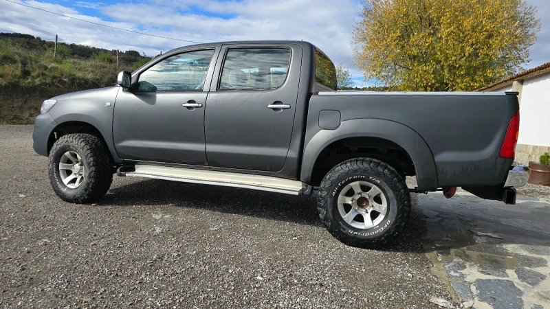 Toyota Hilux 3.0 D4-D, 170 к.с., 4х4, АВТОМАТИК, , снимка 5 - Автомобили и джипове - 52386989