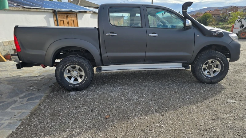 Toyota Hilux 3.0 D4-D, 170 к.с., 4х4, АВТОМАТИК, , снимка 6 - Автомобили и джипове - 52386989