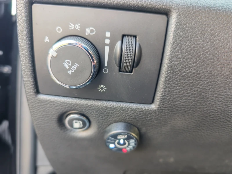 Jeep Grand cherokee 5.7 , 108000км с LPG, снимка 11 - Автомобили и джипове - 52663026