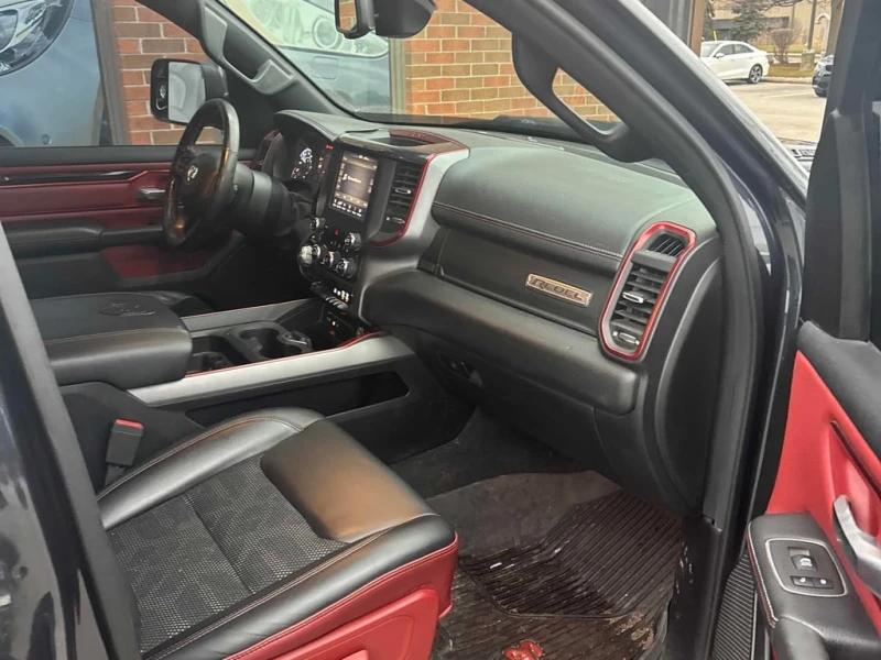 Dodge RAM 1500 * Rebel * CARFAX * БЕЗ ПЪРВОНАЧАЛНА ВНОСКА, снимка 12 - Автомобили и джипове - 53086897