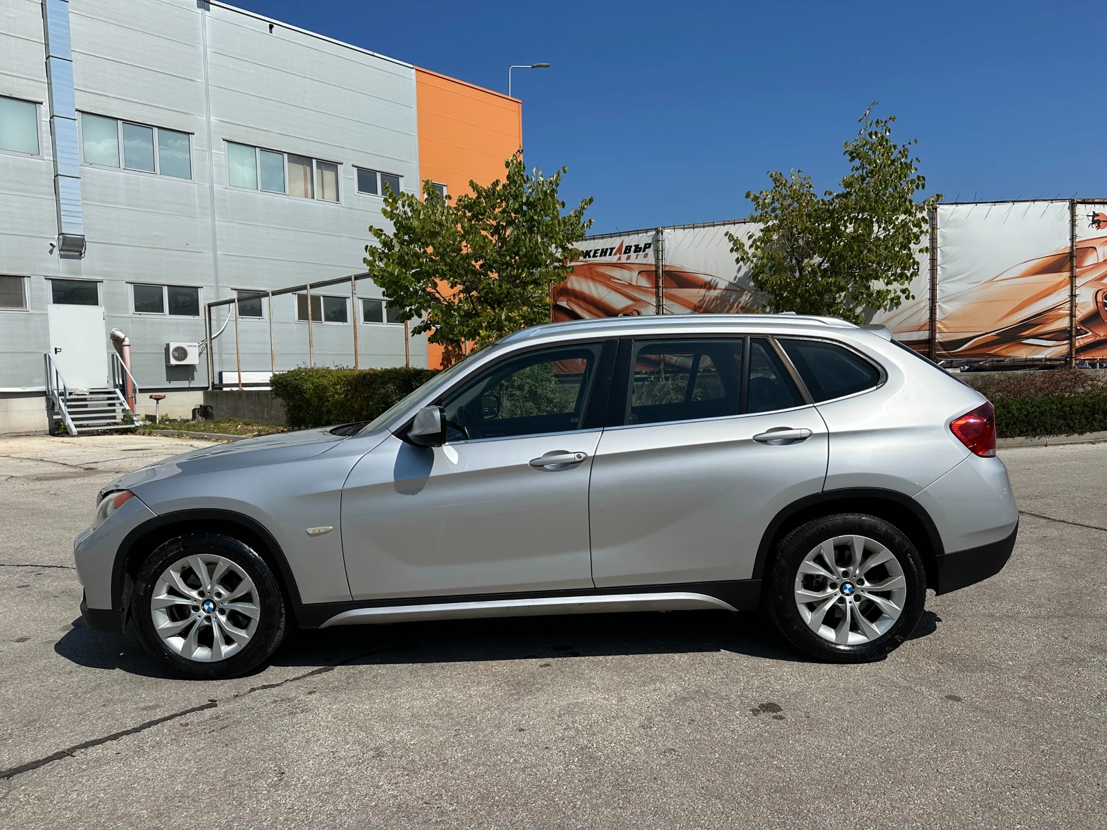 BMW X1 Xdrive 28I - изображение 2