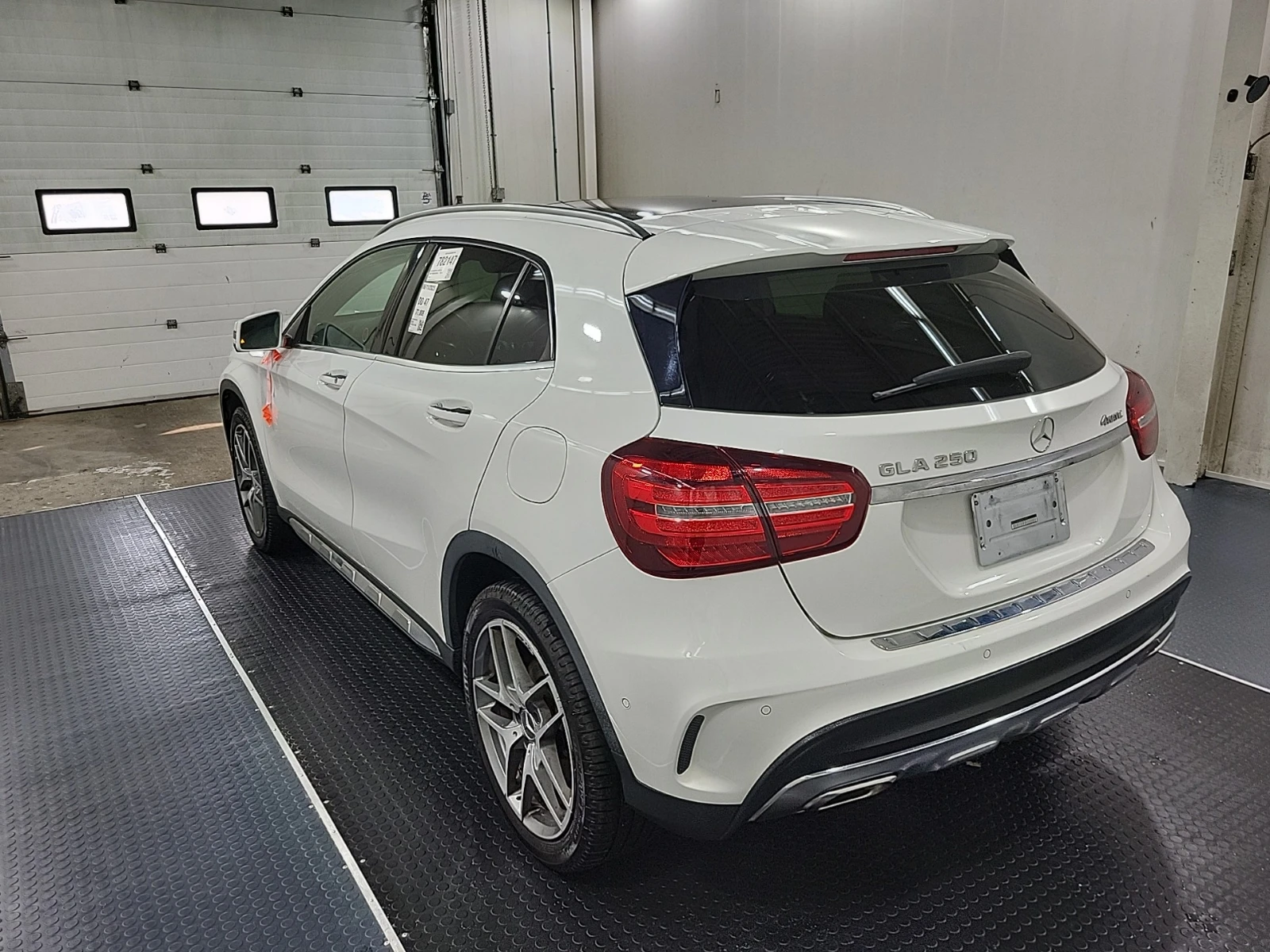 Mercedes-Benz GLA 250 * 4MATIC * CARFAX * АВТОКРЕДИТ - изображение 2