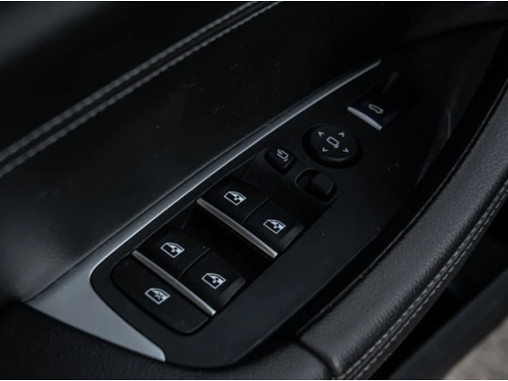 BMW X3 * 30I| NAV| PANOROOF| BACKUP| HEATED SEATS| B.SPOT | Mobile.bg � ����������� 12