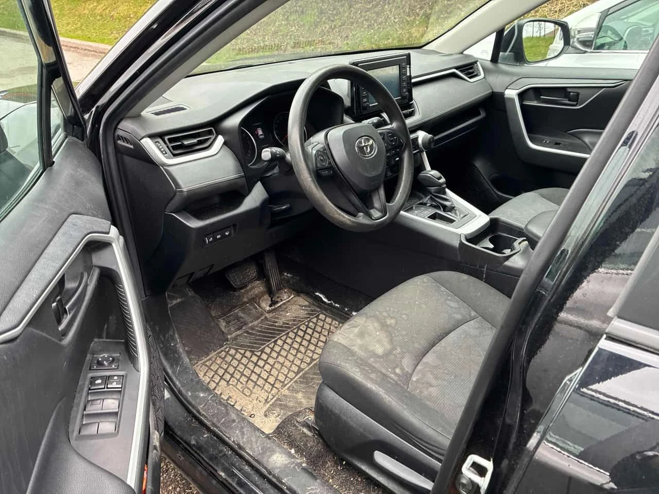 Toyota Rav4 * LE * CARFAX * 2 КЛЮЧА * KEYLESS * ПОДГРЕВИ, снимка 5 - Автомобили и джипове - 54597884