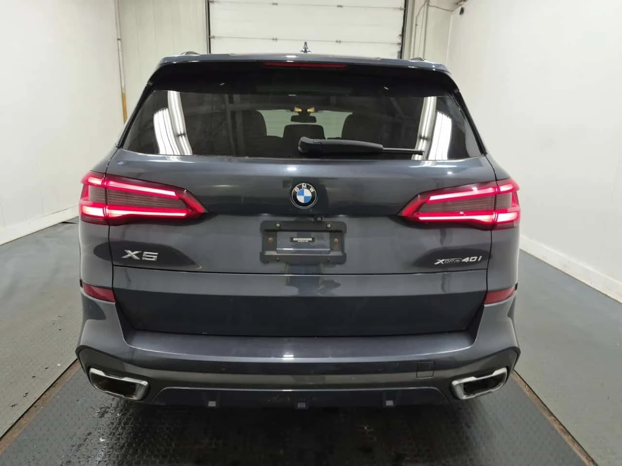 BMW X5 * XDRIVE40I * H/K * �������� * ���� * CARFAX | Mobile.bg � ����������� 17