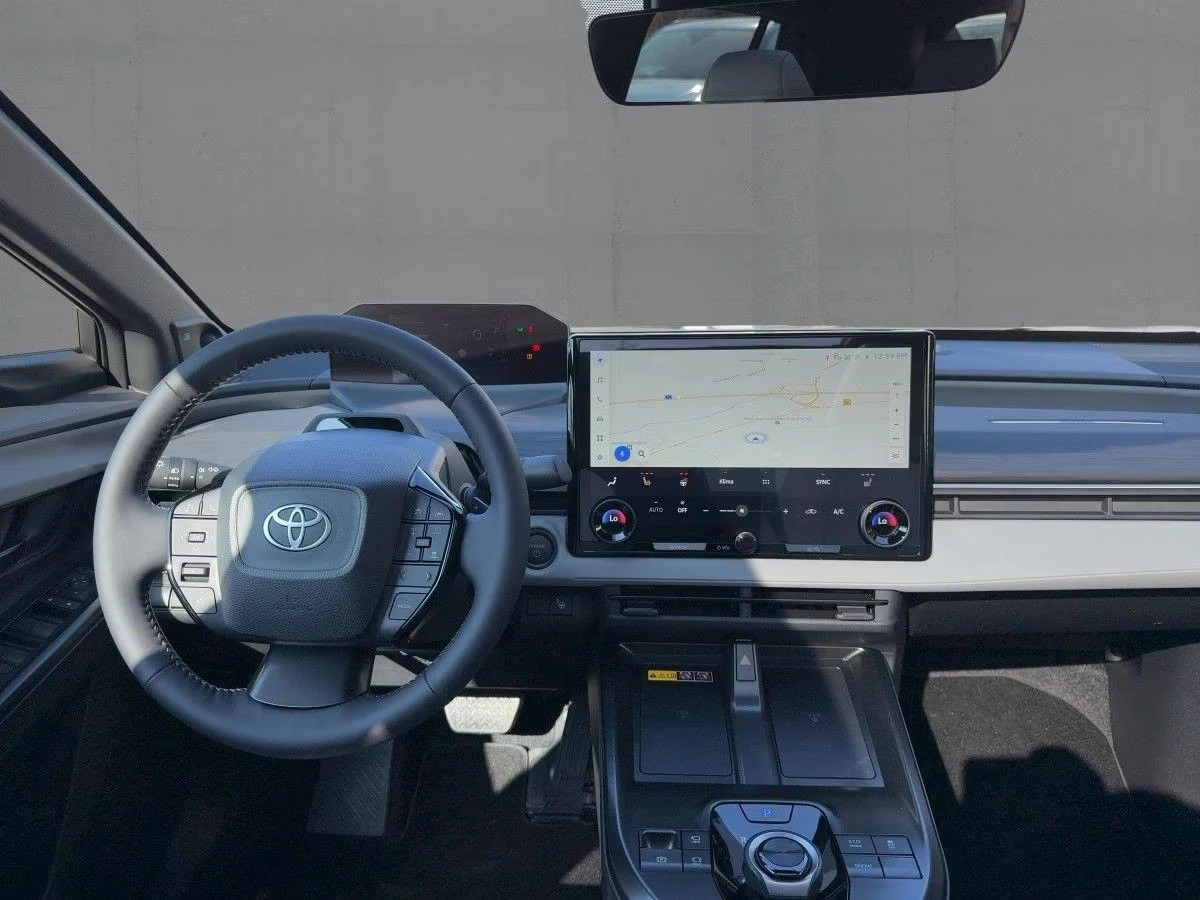 Toyota C-HR EV/343HP/LOUNGE/JBL/360/LED/910z | Mobile.bg � ����������� 10
