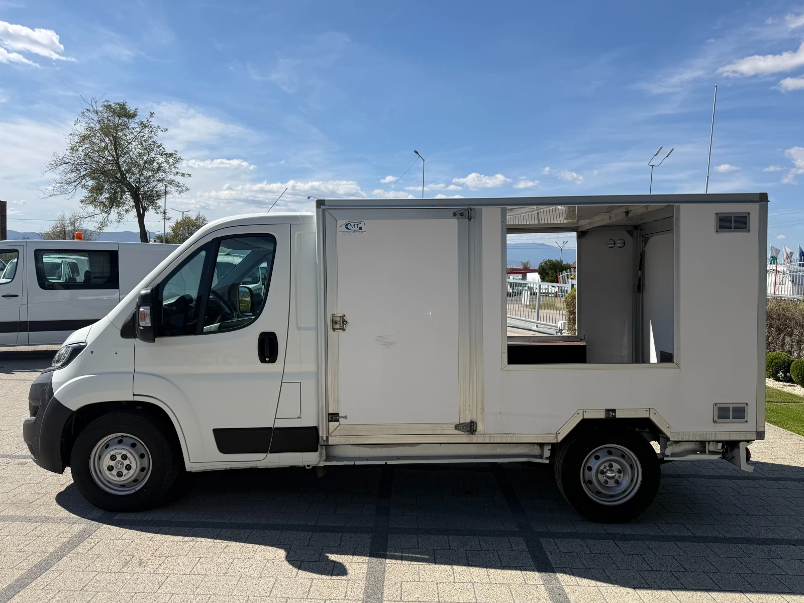 Peugeot Boxer 2.2HDI 3.10м. Климатик Euro 6D , снимка 5 - Бусове и автобуси - 56293955