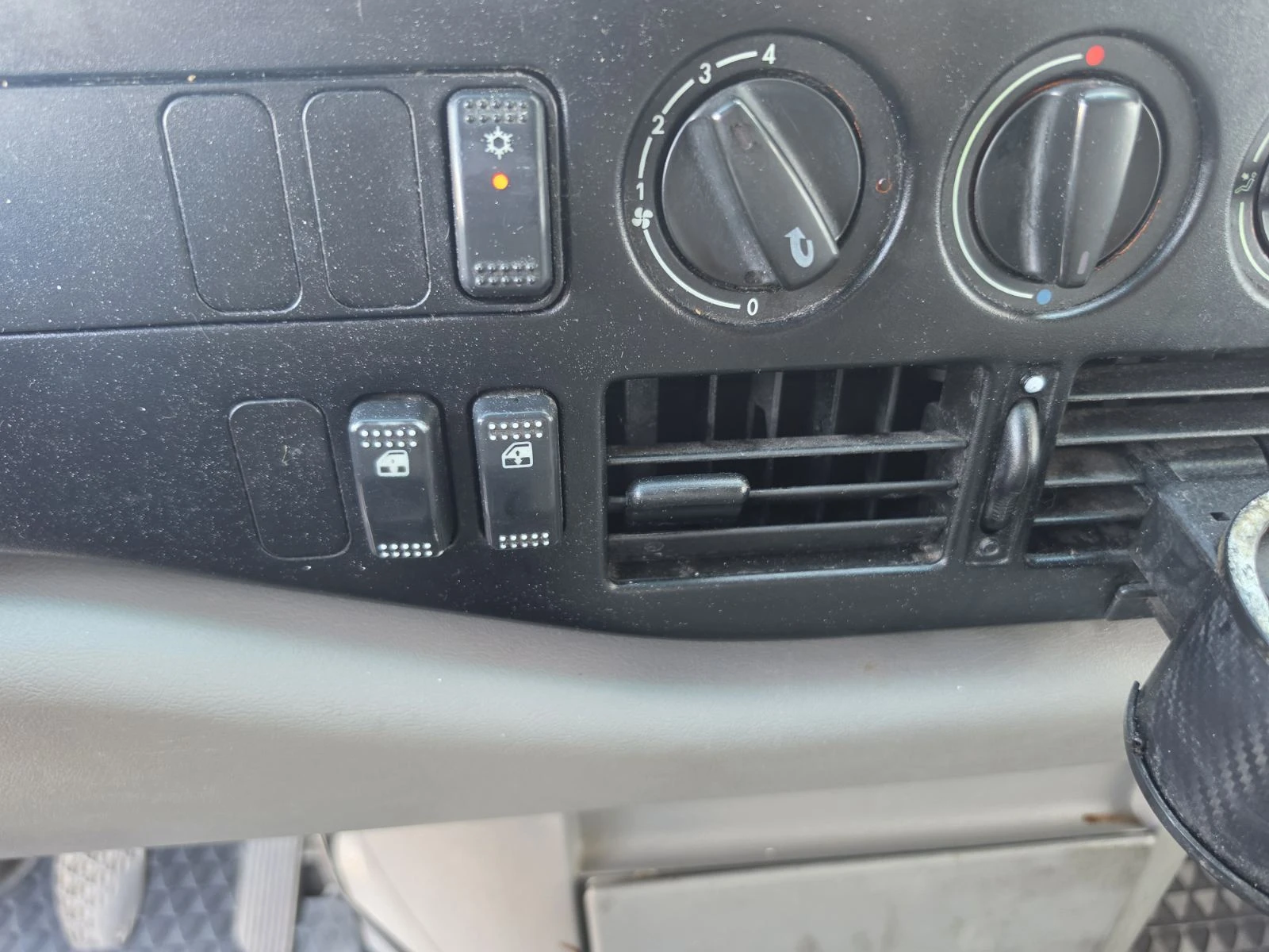 VW Lt 2.5TDI-KLIMA, снимка 7 - Бусове и автобуси - 56431059
