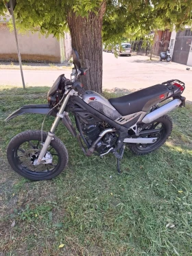     Rieju Tango 250  