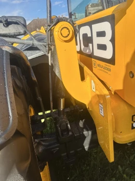 Телескопичен товарач JCB 550-80, снимка 5