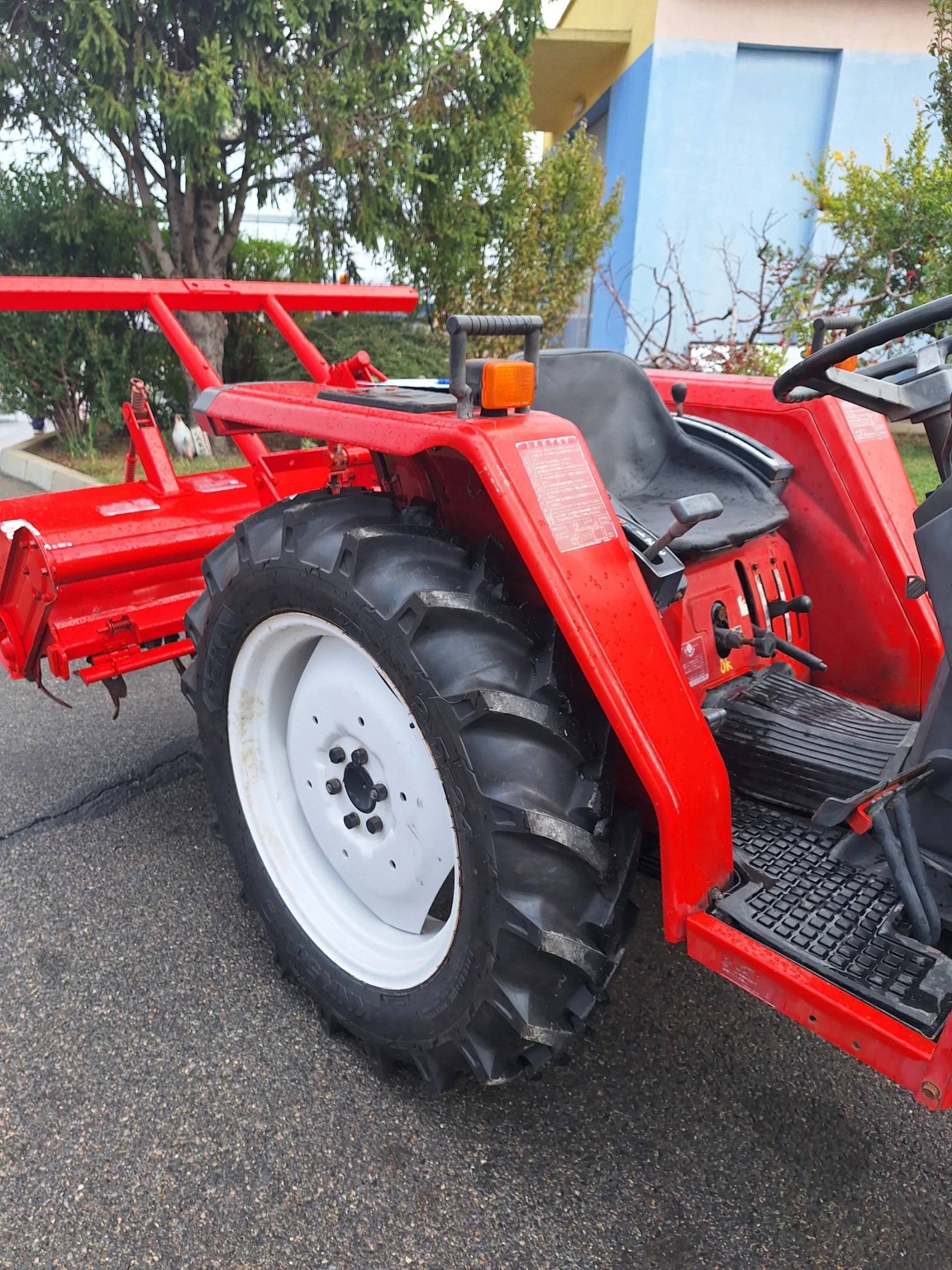 Трактор Yanmar, снимка 3 - Селскостопанска техника - 56609510