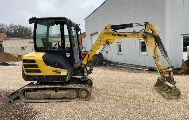 Багер Yanmar SV26