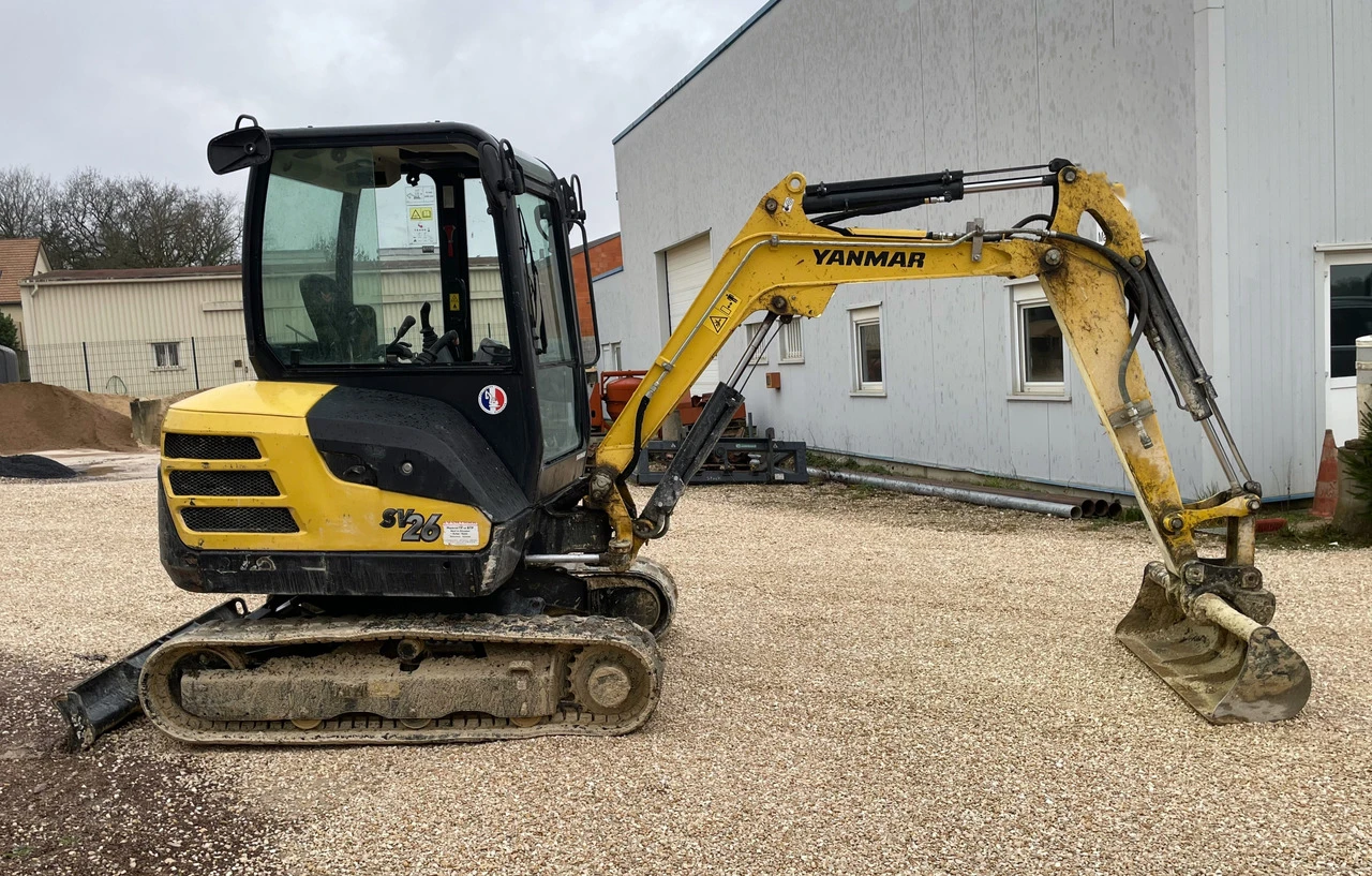 Багер Yanmar SV26, снимка 1