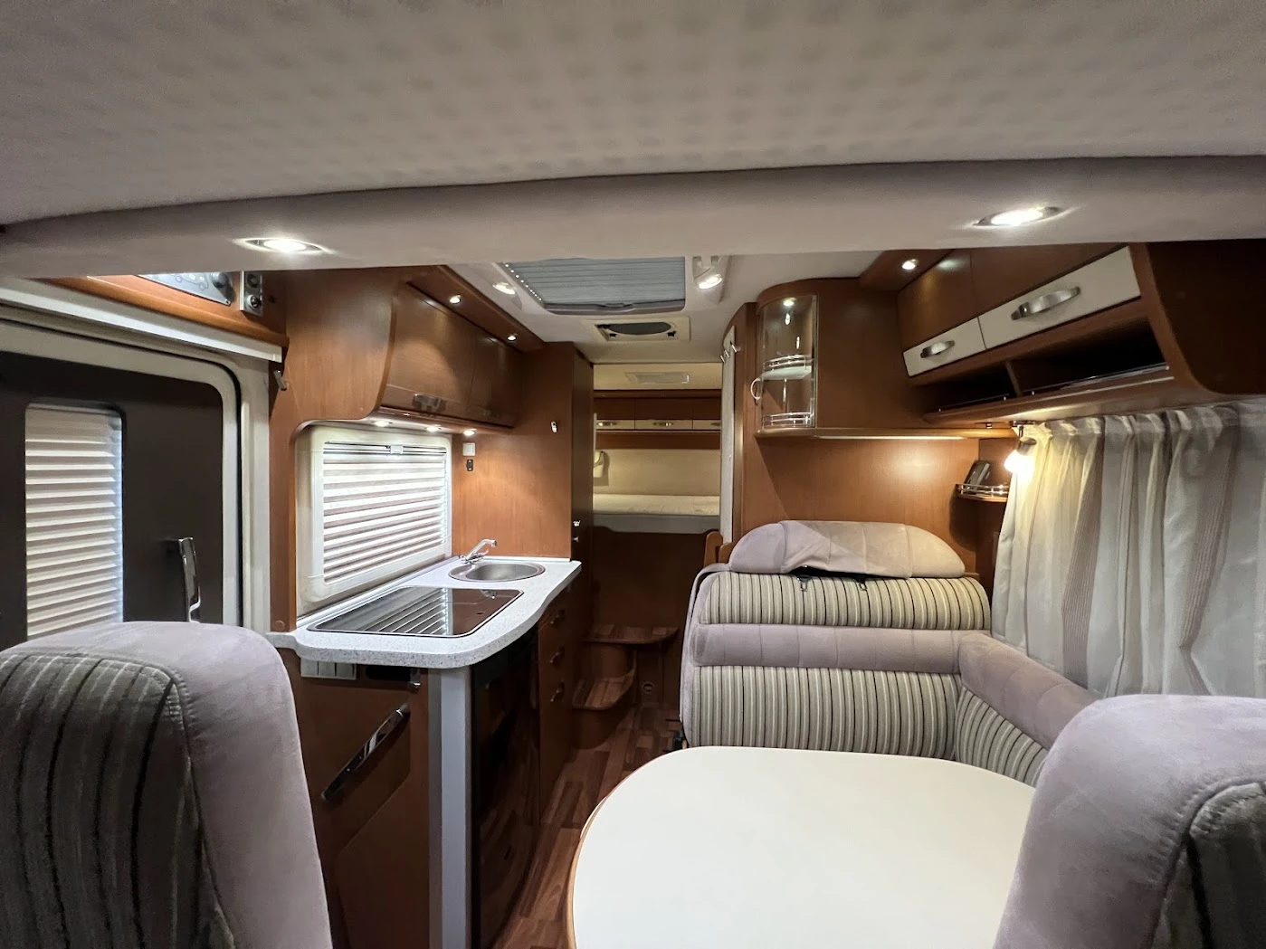 Кемпер HYMER / ERIBA B514, снимка 15 - Каравани и кемпери - 56251863