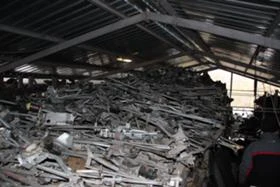 РАМЕНА И ДВИГАТЕЛИ ЗА ЧИСТАЧКИ , снимка 1