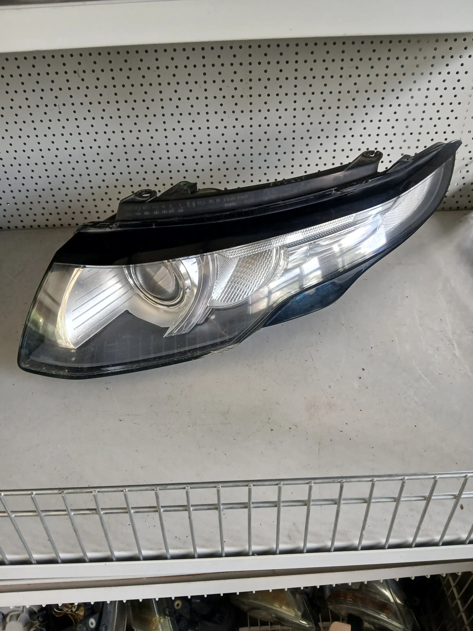 BJ32-13W030B фар ляв обикновен Lend Rover Evoque 2012г 