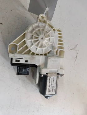 ����� �� �������� �� ��.������� �� ����� ����� 8K0959812 Audi A4