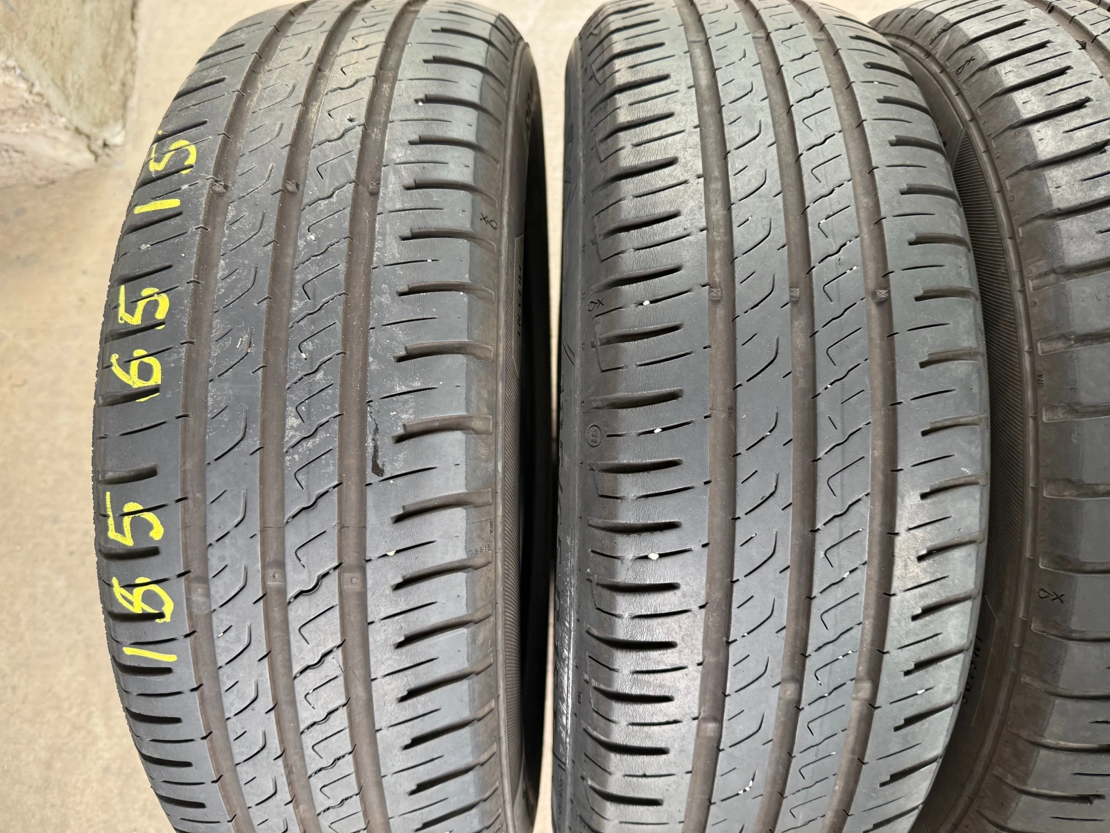 Гуми Летни 185/65R15, снимка 2 - Гуми и джанти - 54607975