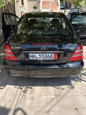 Mercedes-Benz E 200, снимка 15