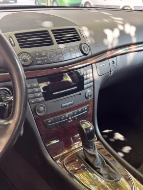 Mercedes-Benz E 200, снимка 4