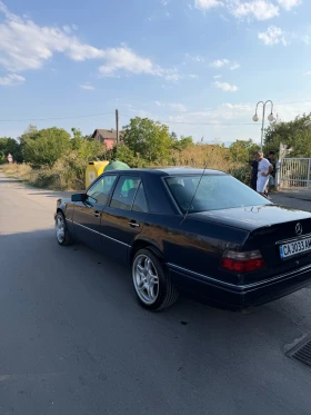 Mercedes-Benz E 220 124, снимка 2