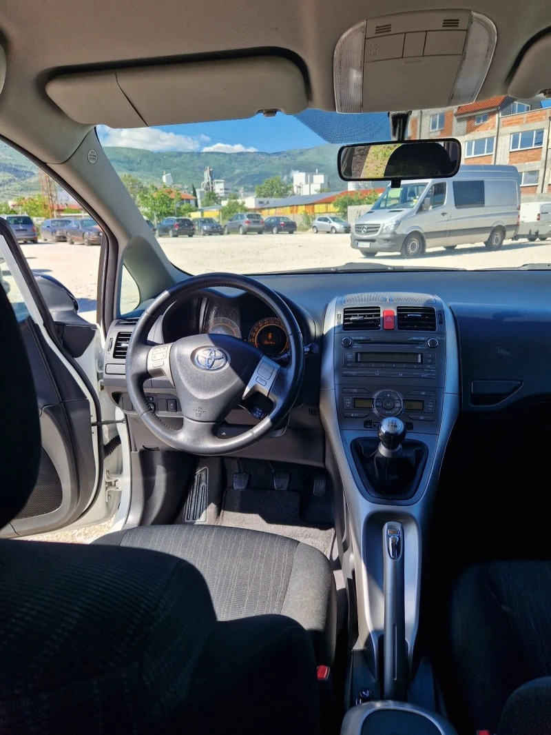 Toyota Auris, снимка 7 - Автомобили и джипове - 47092026