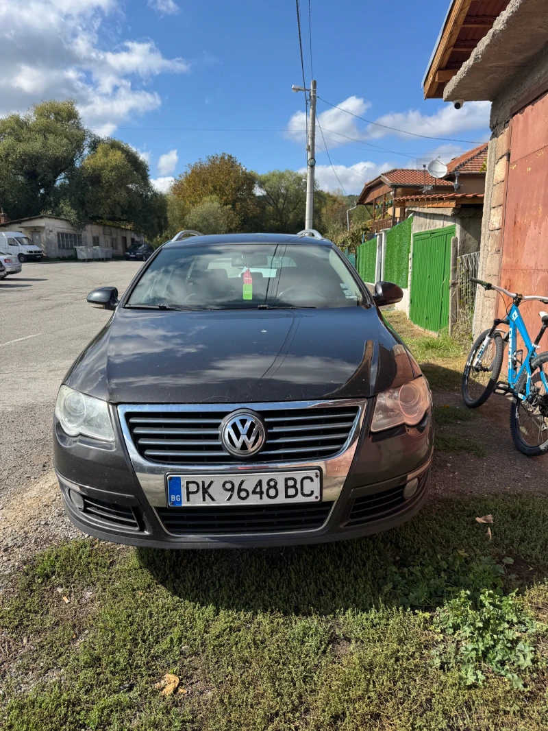 VW Passat, снимка 1 - Автомобили и джипове - 47555609