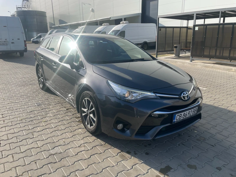 Toyota Avensis, снимка 4 - Автомобили и джипове - 47739000