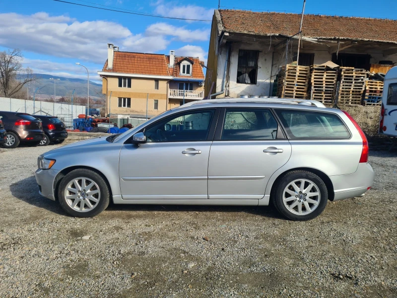 Volvo V50 D5 AUTOMATIK, снимка 8 - Автомобили и джипове - 49008029