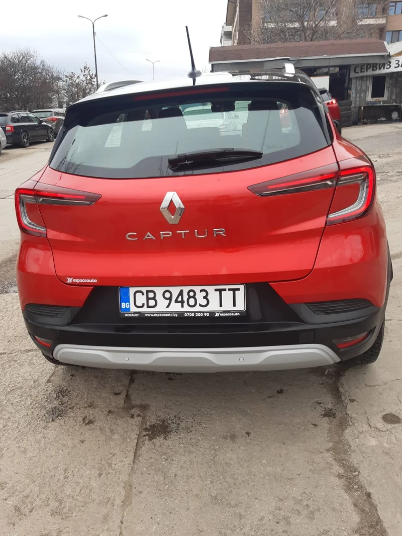 Renault Captur, снимка 3 - Автомобили и джипове - 49138435