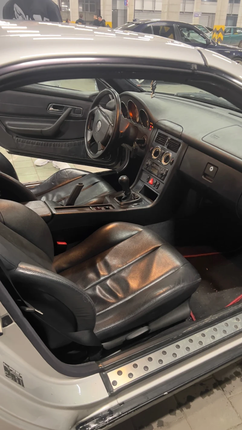 Mercedes-Benz SLK, снимка 8 - Автомобили и джипове - 49515536