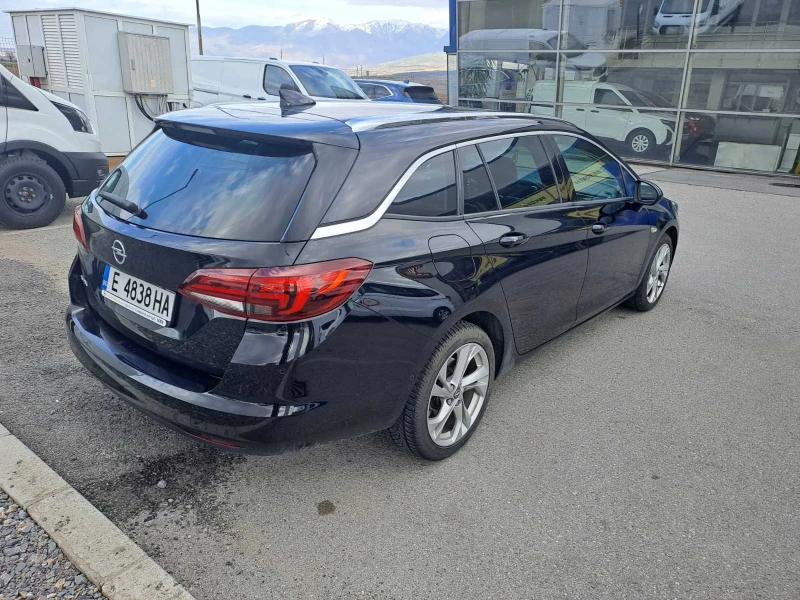 Opel Astra Sports Tourer, снимка 6 - Автомобили и джипове - 49568136