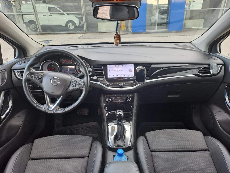 Opel Astra Sports Tourer, снимка 7 - Автомобили и джипове - 49568136