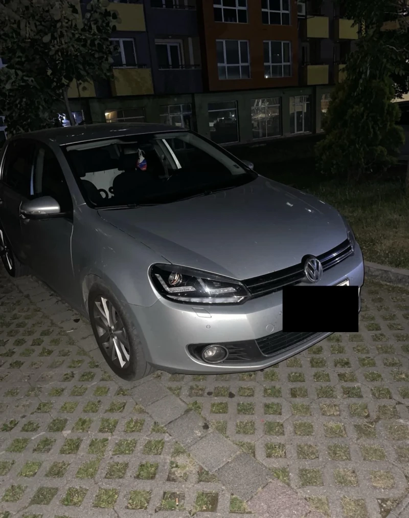 VW Golf 2.0 TDI 4 Motion, снимка 6 - Автомобили и джипове - 52869407