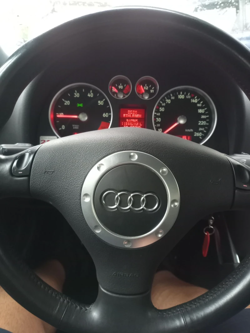 Audi Tt, снимка 12 - Автомобили и джипове - 52896739