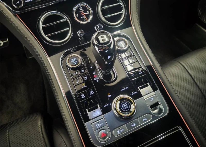 Bentley Continental gt 4.0 V8 AWD, снимка 8 - Автомобили и джипове - 53373179