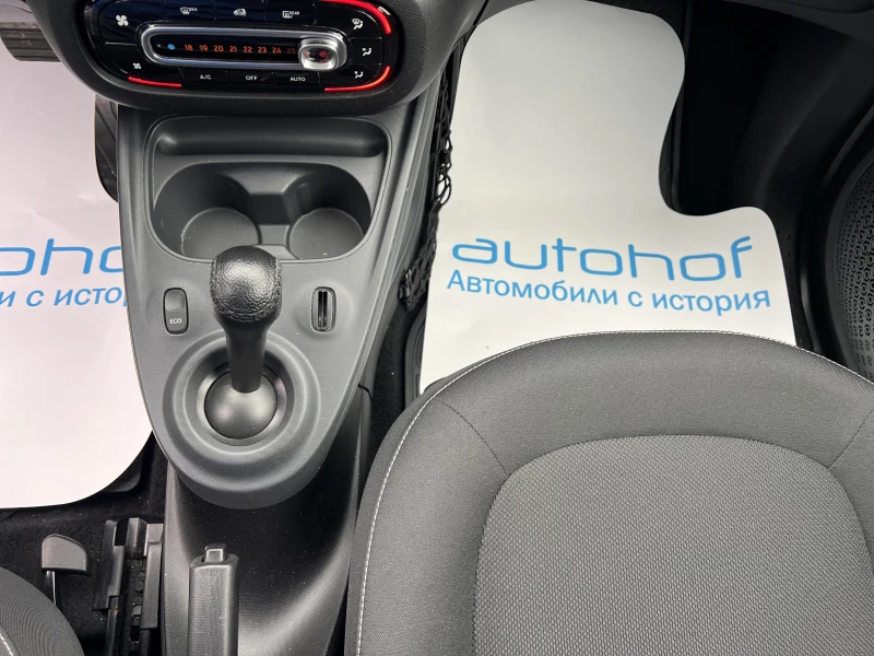 Smart Forfour PASSION/Cool&Audio/82к.с./17kW, снимка 14 - Автомобили и джипове - 53468178
