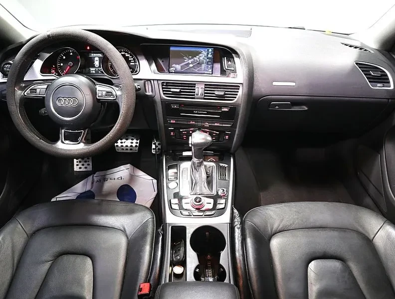 Audi A5 35 Tdi Quattro Sportback 8Ta, снимка 5 - Автомобили и джипове - 54995604