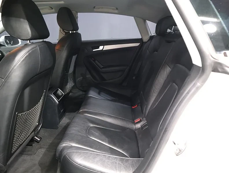 Audi A5 35 Tdi Quattro Sportback 8Ta, снимка 10 - Автомобили и джипове - 54995604