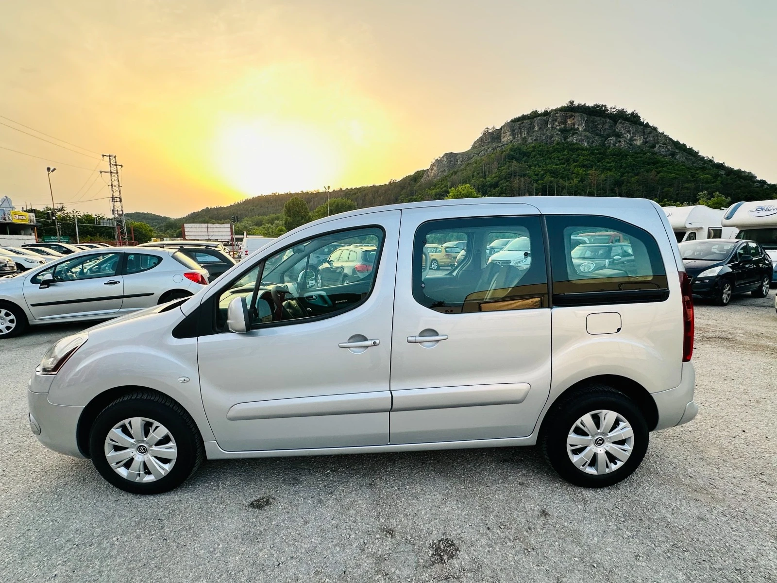 Citroen Berlingo 1.6 HDI MULTISPACE - изображение 6