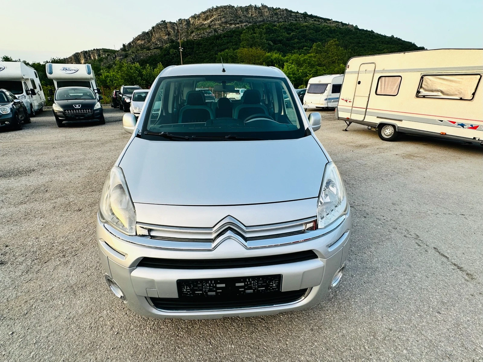 Citroen Berlingo 1.6 HDI MULTISPACE - изображение 8