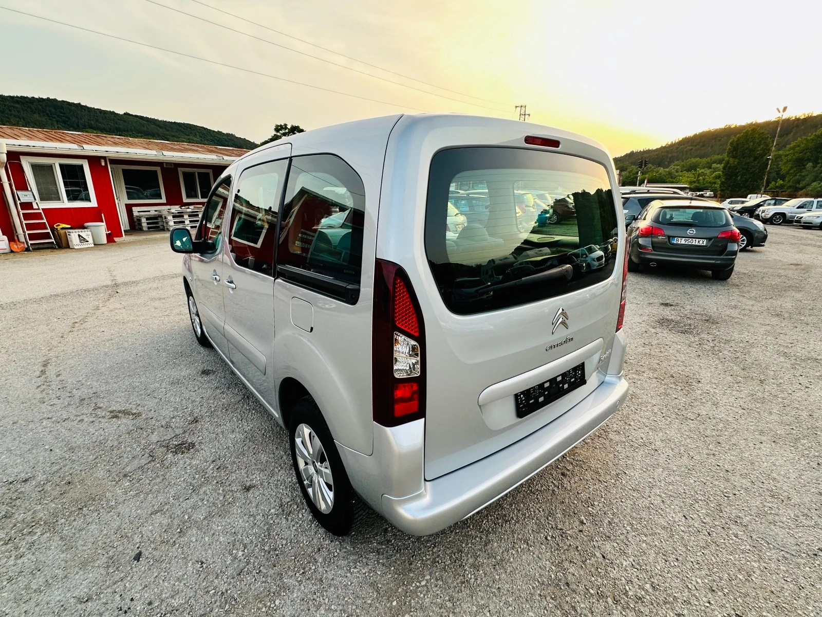 Citroen Berlingo 1.6 HDI MULTISPACE - изображение 5