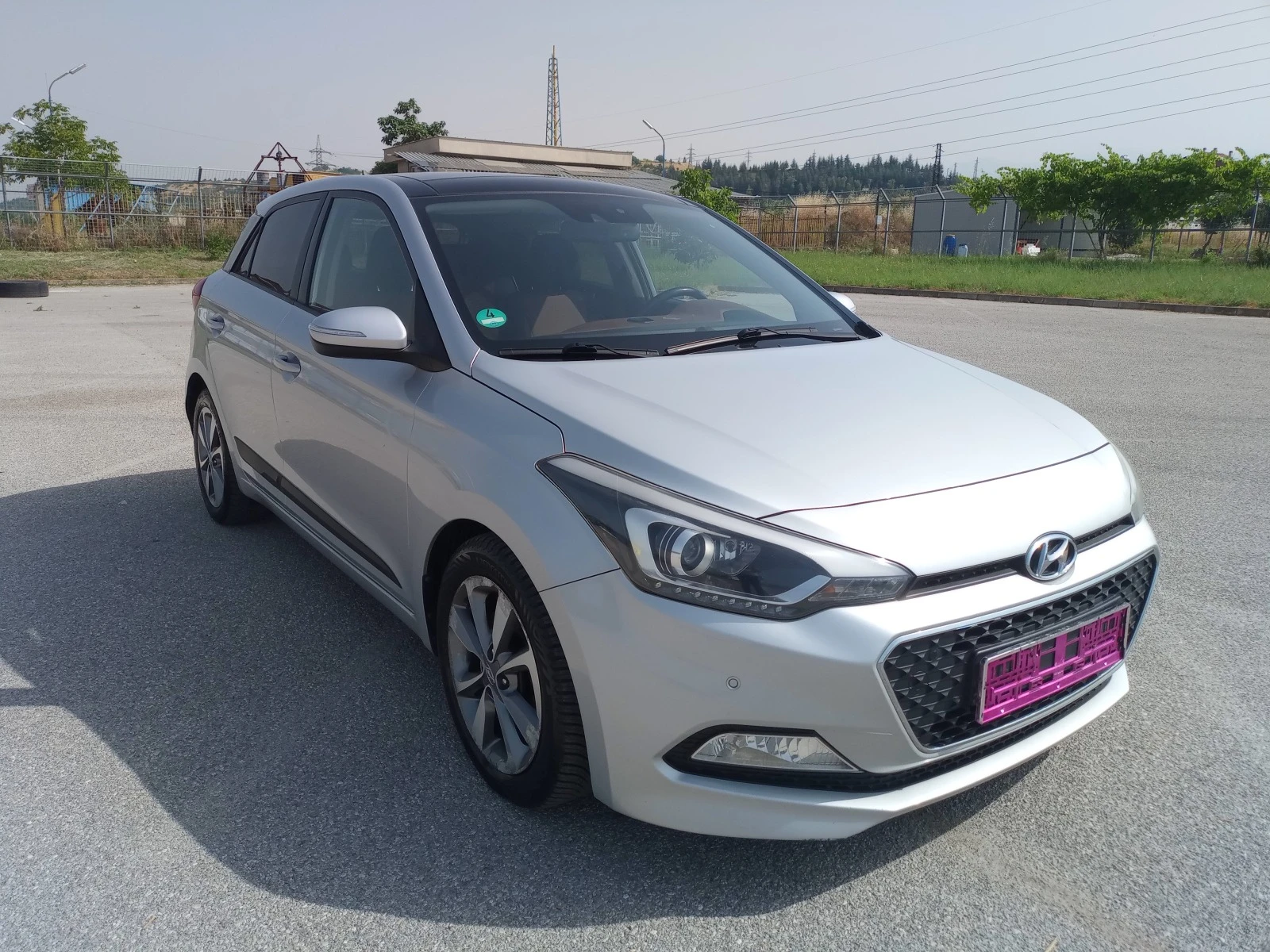 Hyundai I20 1.4 CRDi PANORAMA LED EURO6 - изображение 2