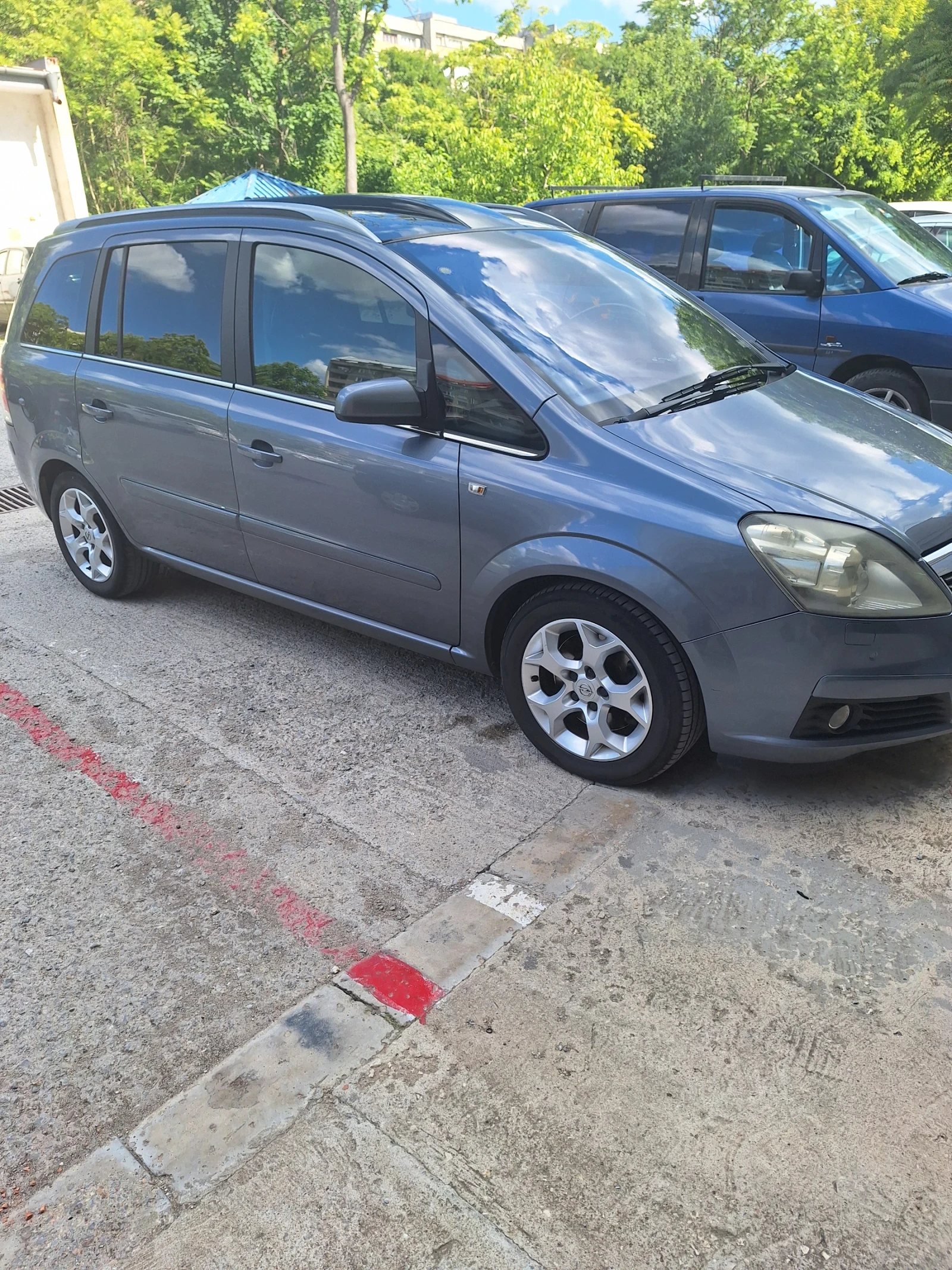 Opel Zafira 1.9 - изображение 6