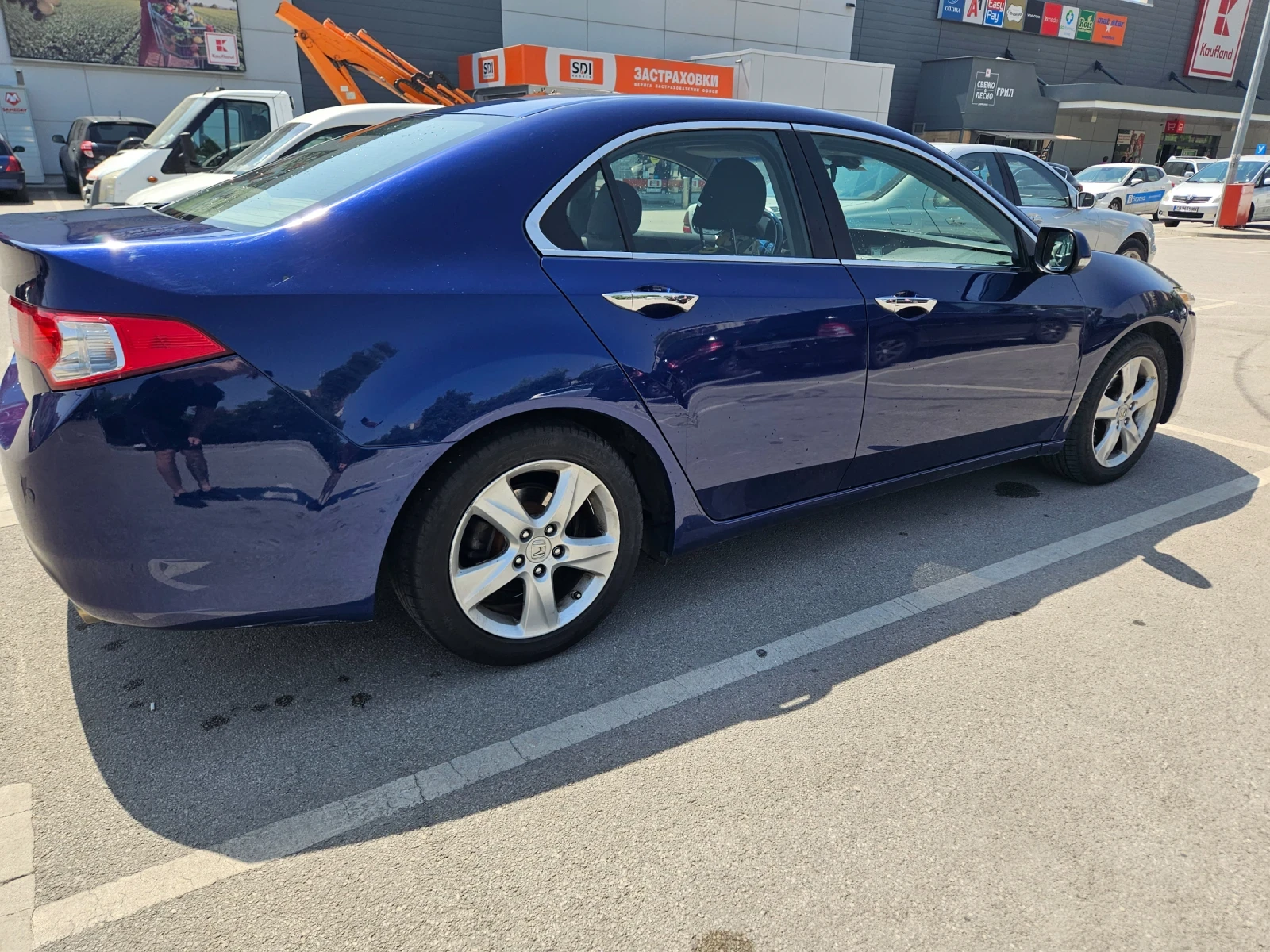 Honda Accord 2.0i - изображение 2