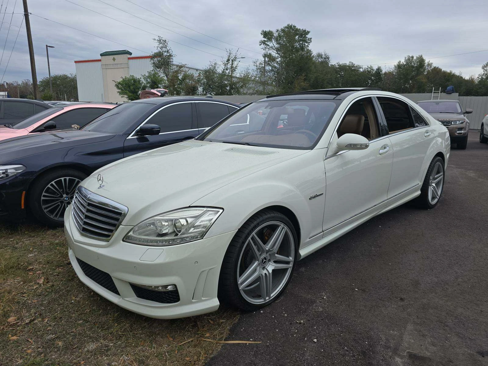Mercedes-Benz S 63 AMG AMG* масаж* обдух* вакум* пано* нощно виждане* Har - изображение 2