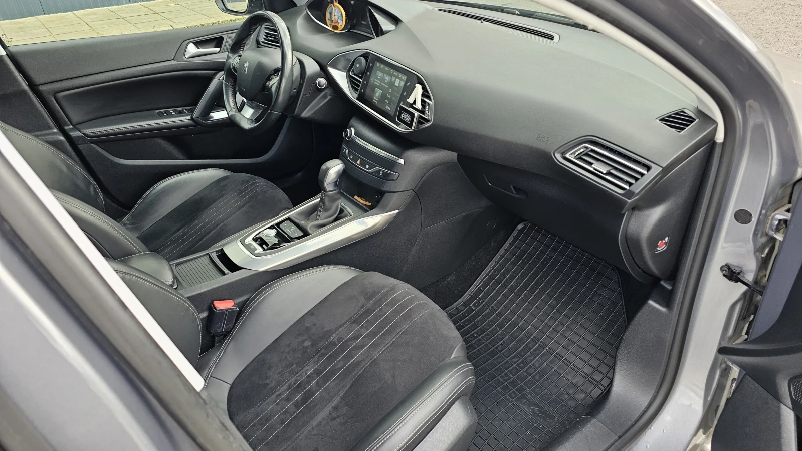 Peugeot 308  - изображение 8